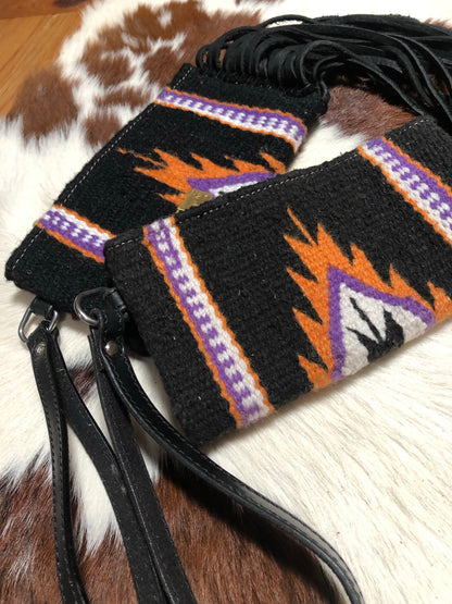 Cajun Saddleblanket Wristlet Unfringed